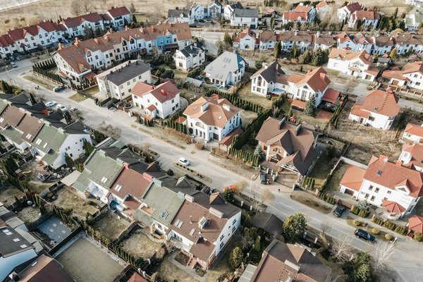Welche Beleuchtungsmöglichkeiten gibt es für ein Haus-Schwimmbad?